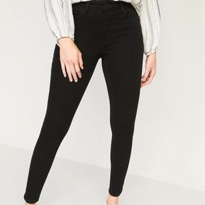 Old Navy Rock Star Black Denim Pants~Skinny Jeans~New with Tags~Size 16~